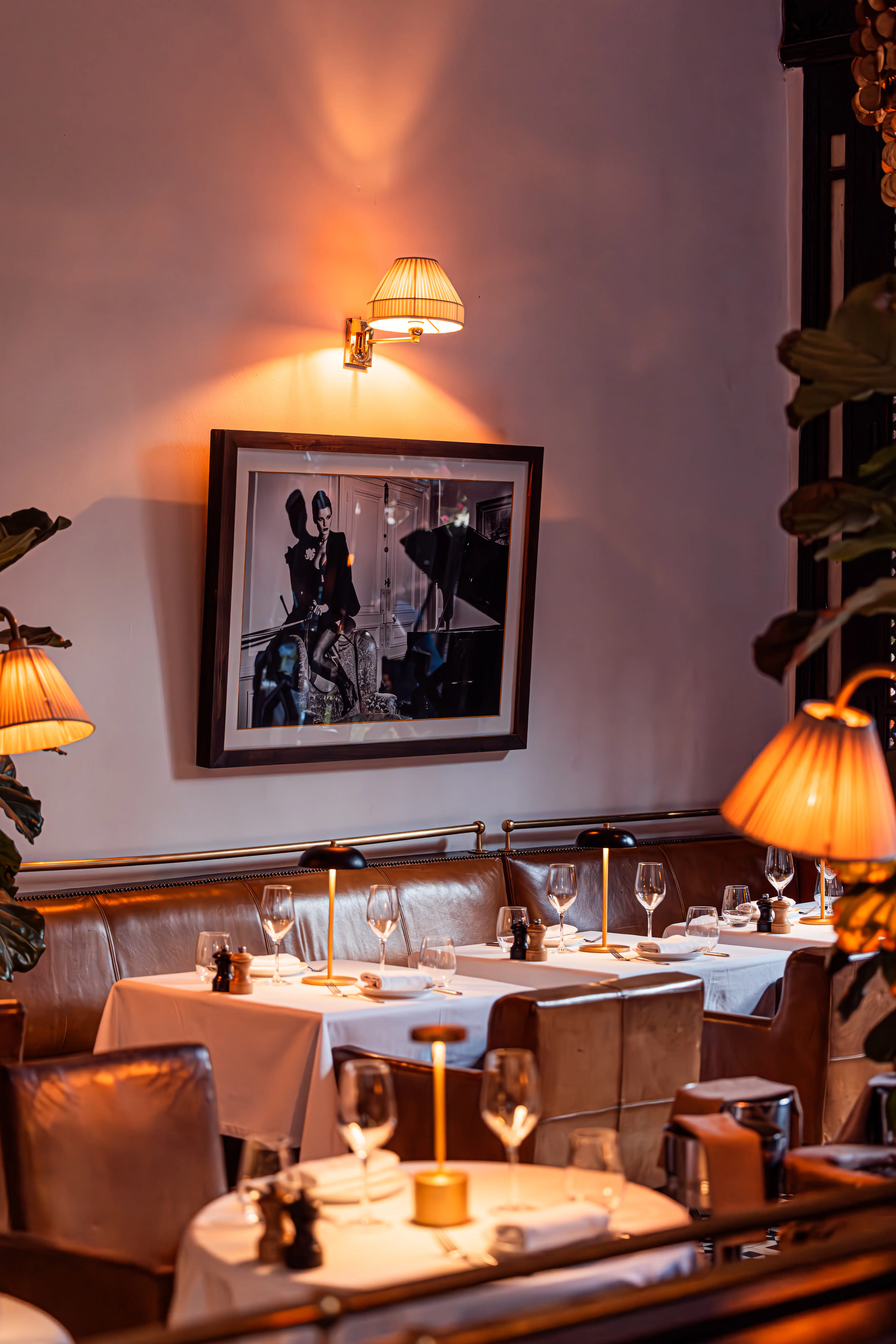 Exclusive VIP supper club and elegant cocktail lounge atmosphere at Le Palace Marrakech.