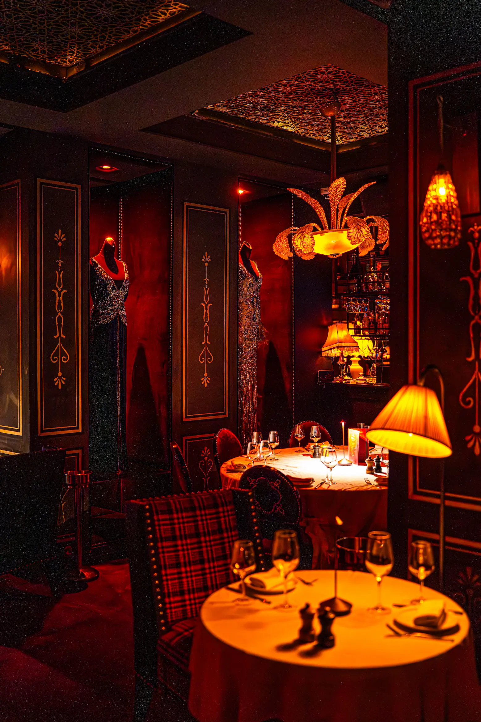 Sophisticated hospitality and refined atmosphere at a leading international restaurant in Marrakech